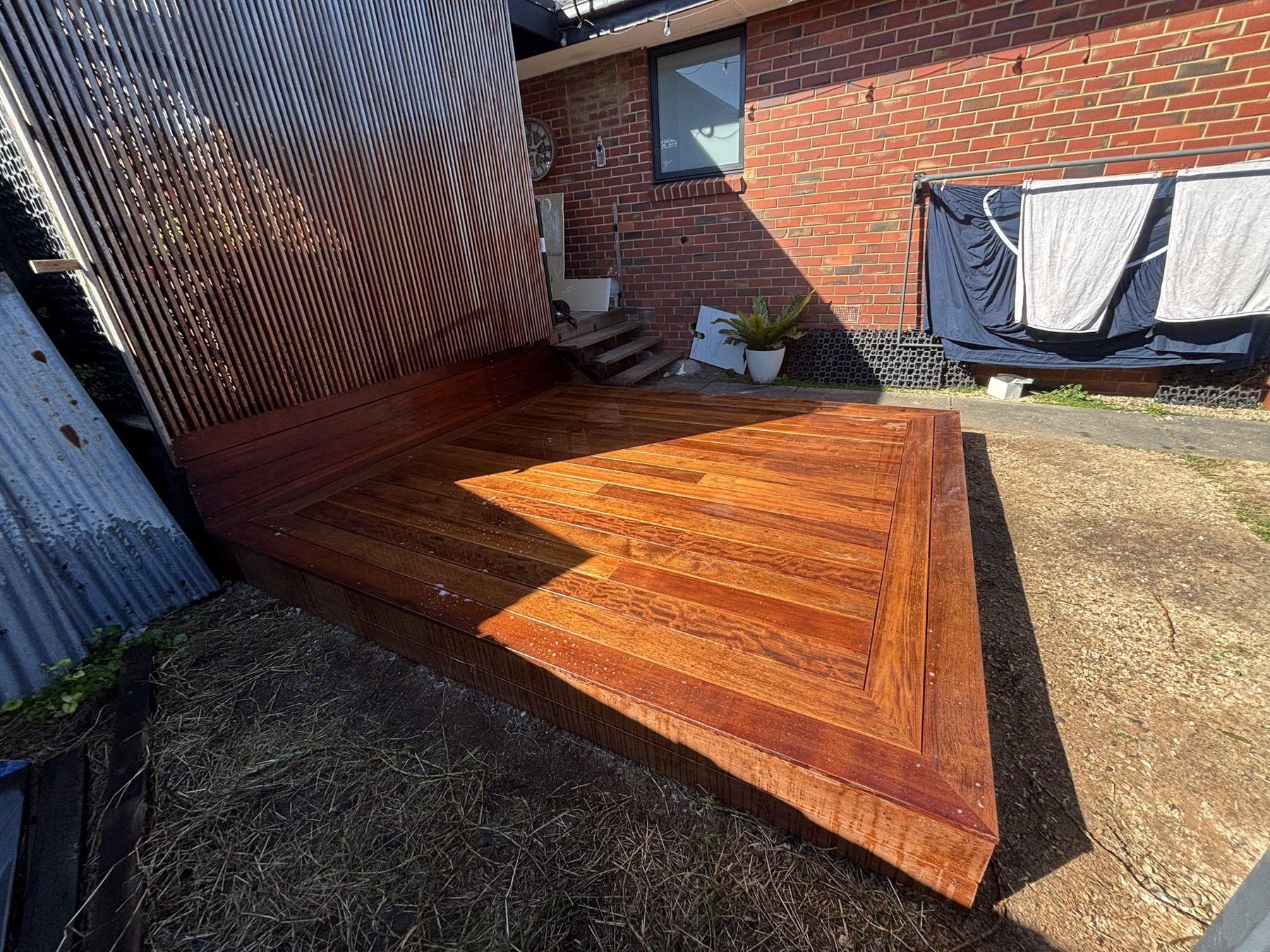 Merbau deck with a picture frame border detail